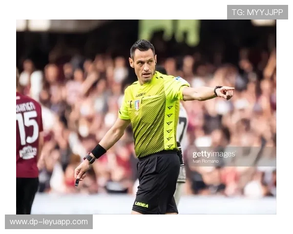 全意大利裁判组执法！巴黎战拜仁，马里亚尼携VAR王牌待命，意大利 裁判