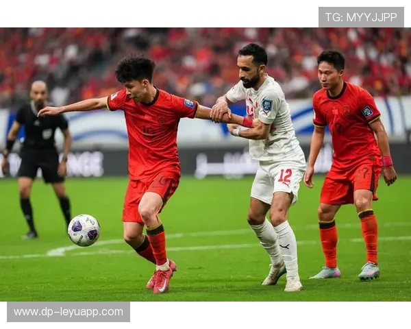 国足攻势焕然一新:全新战术革新点亮中国足球未来 国足攻势焕然一新:全新战术革新点亮中国足球未来