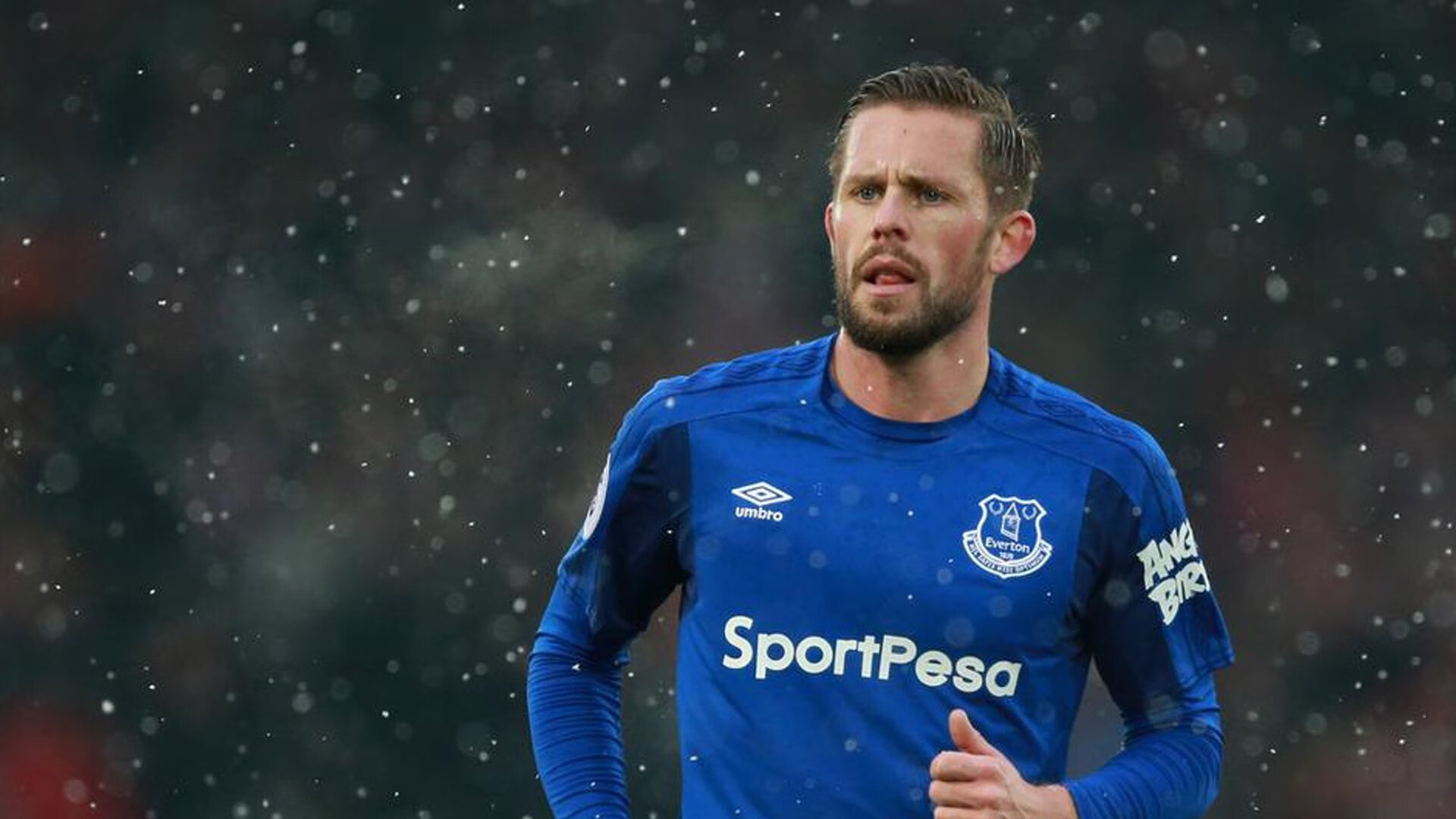 世界杯预选赛中国足球迎战 球迷高度关注，世界杯预选赛中国队2022